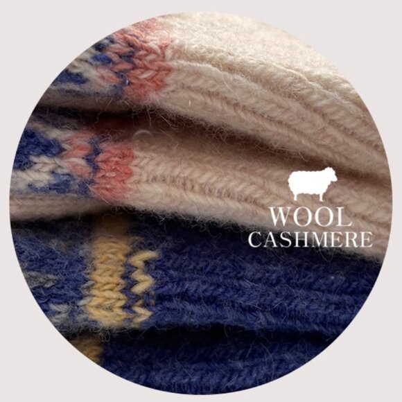 Snowflake Pattern Wool Cashmere Socks - Picture 5 of 8